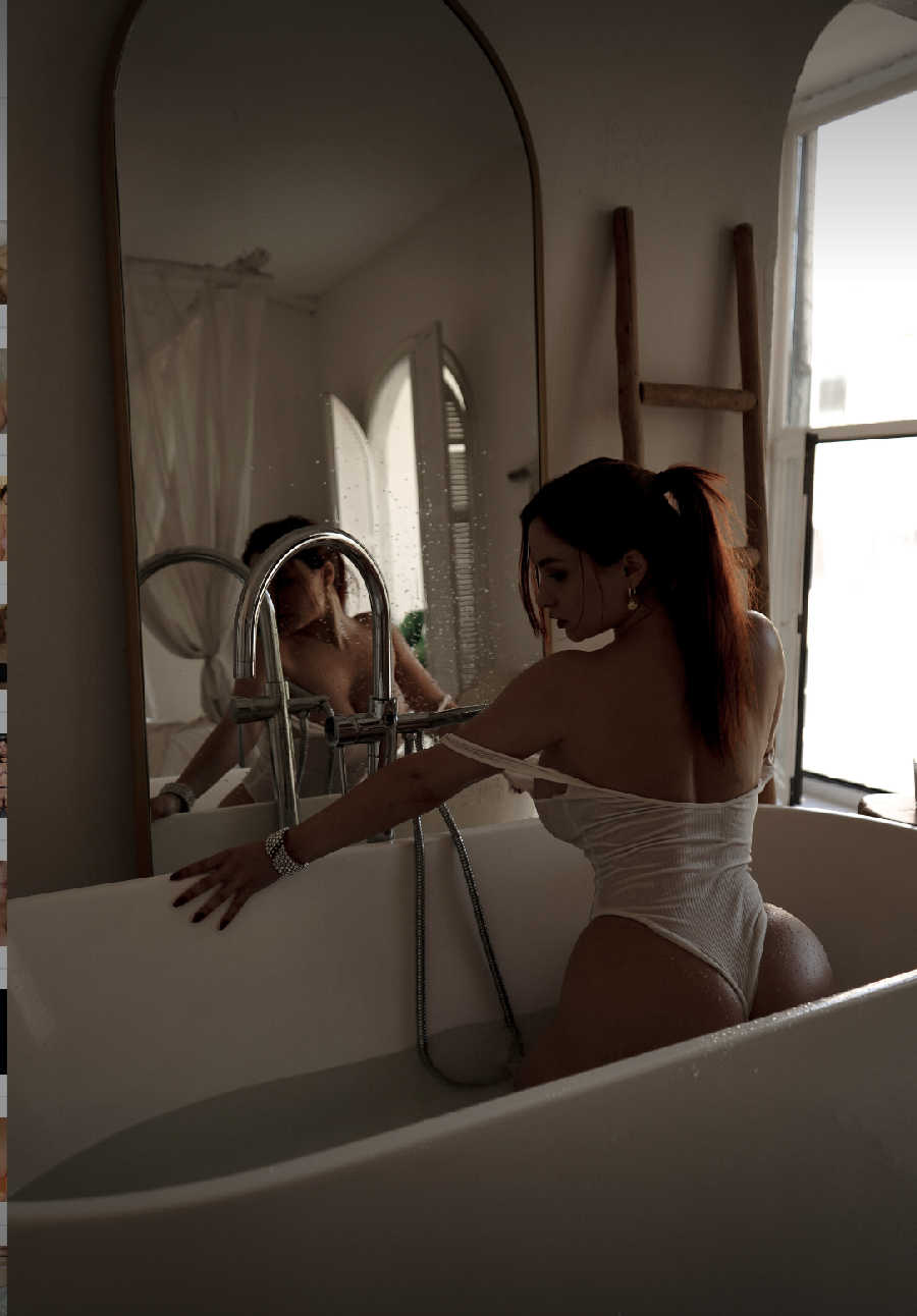 A playful frame from Miranda Faith nude — online in Libreville